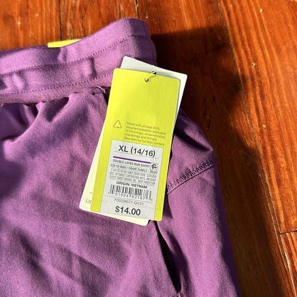 All In Motion Shorts NWT - Picture 2 of 5